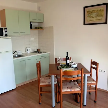 Apartman Aurelius - Relaxing With Gorgeous View Trogir